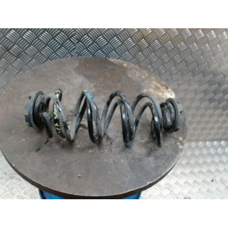 Ressort de suspension avant DACIA SANDERO 3 STEPWAY d’occasion