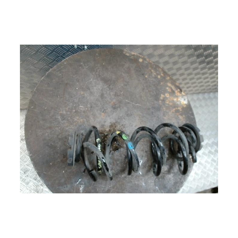 Ressort de suspension avant DACIA SANDERO 3 STEPWAY d’occasion