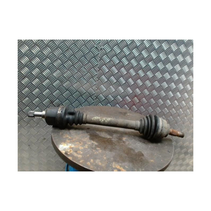 Cardan gauche (transmission) PEUGEOT 207 PHASE 1 d’occasion