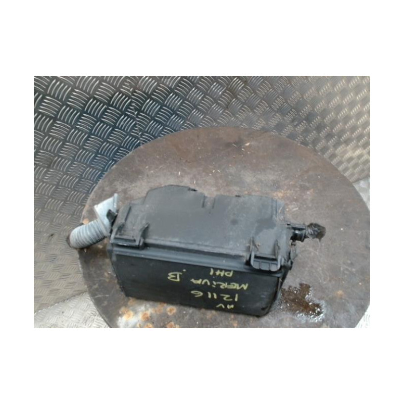 Porte fusible OPEL MERIVA B PHASE 1 d’occasion