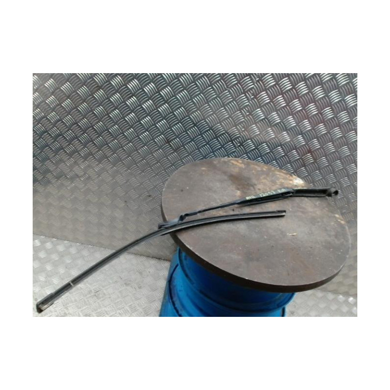 Bras essuie glace avant gauche KIA VENGA PHASE 1 d’occasion
