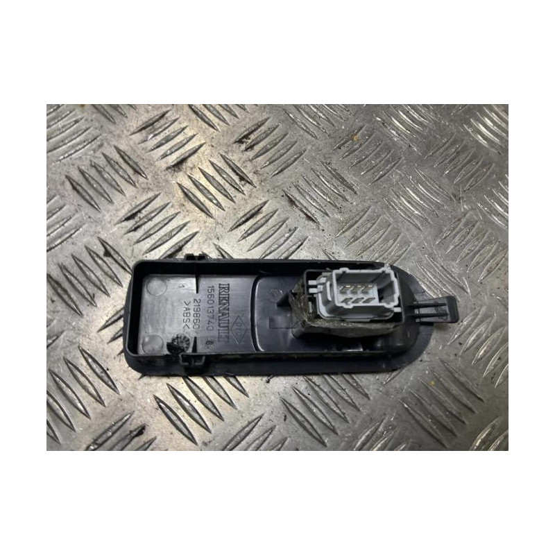 Interrupteur de leve vitre avant droit RENAULT SCENIC 2 PHASE 2 d’occasion