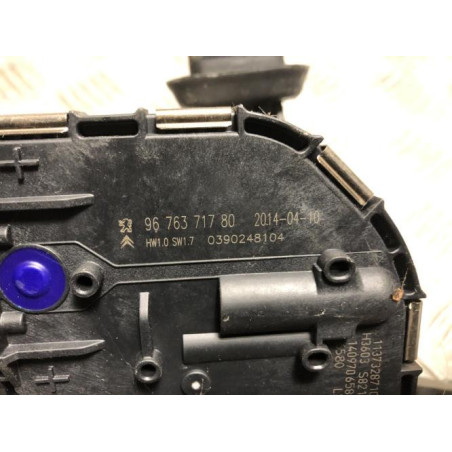 Moteur essuie glace avant droit CITROEN C4 PICASSO 2 PHASE 1 d’occasion