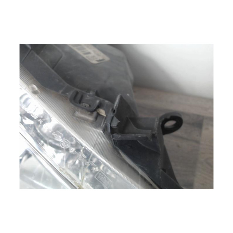 Optique avant principal droit (feux)(phare) PEUGEOT 307 PHASE 1 CABRIOLET d’occasion