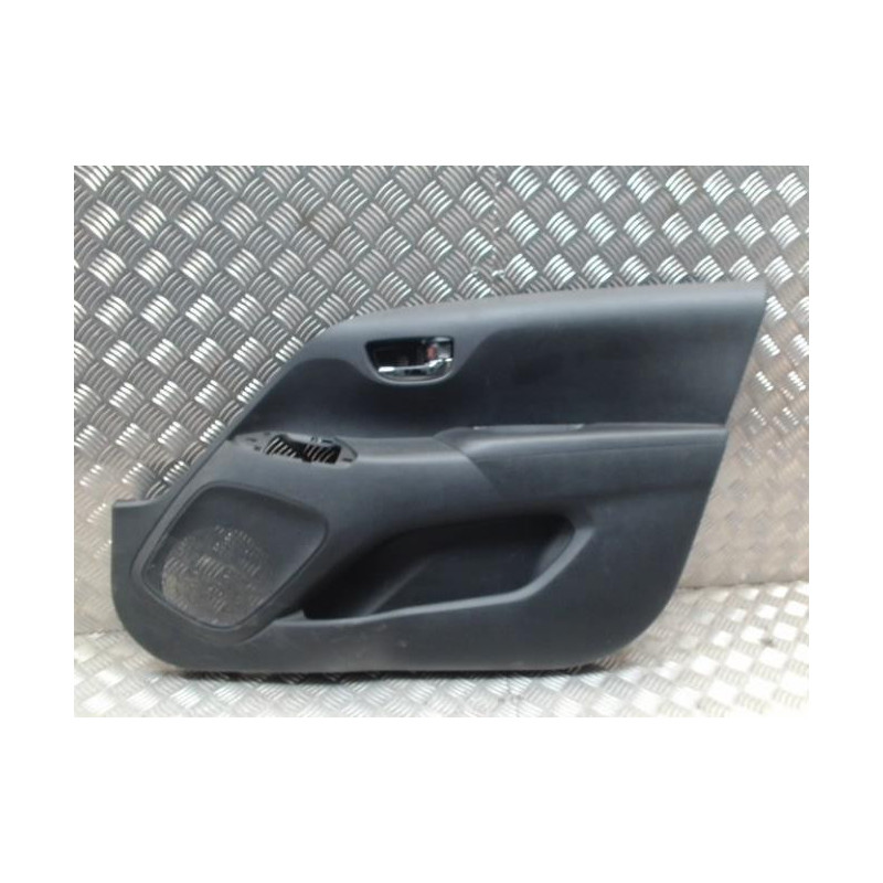 Panneau de porte avant droit CITROEN C1 2 d’occasion