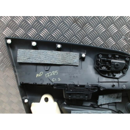 Panneau de porte avant droit CITROEN C1 2 d’occasion