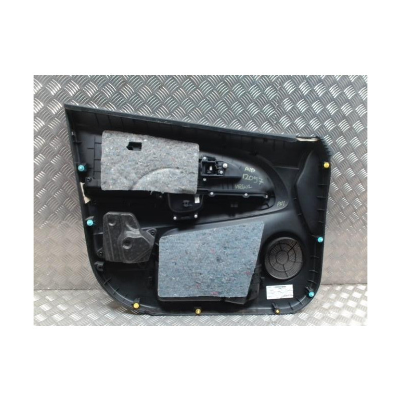 Panneau de porte avant droit KIA VENGA PHASE 1 d’occasion