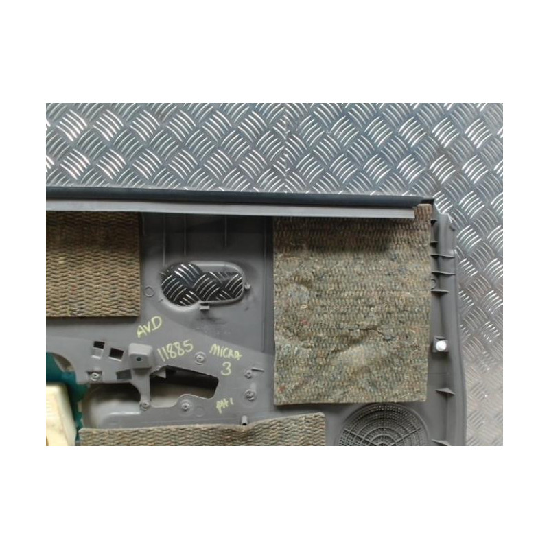 Panneau de porte avant droit NISSAN MICRA 3 PHASE 1 d’occasion