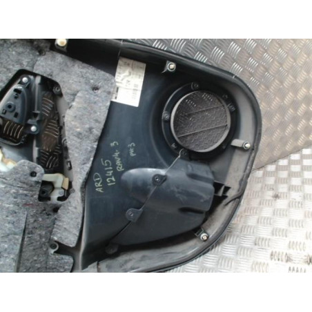 Panneau de porte arriere droit TOYOTA RAV4 3 PHASE 3 d’occasion