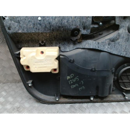 Panneau de porte avant droit TOYOTA RAV4 3 PHASE 3 d’occasion