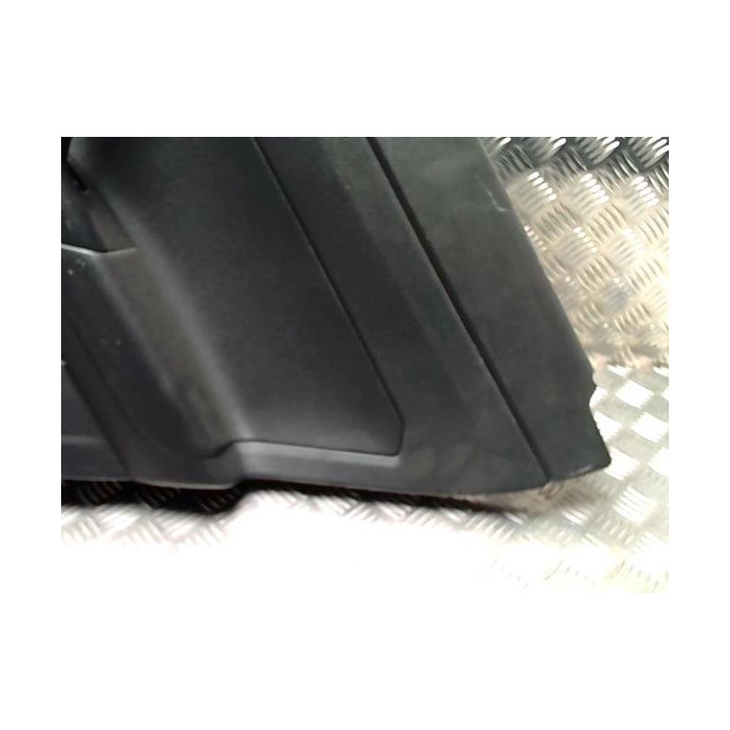 Panneau de porte arriere droit VOLKSWAGEN POLO 6 PHASE 1 d’occasion