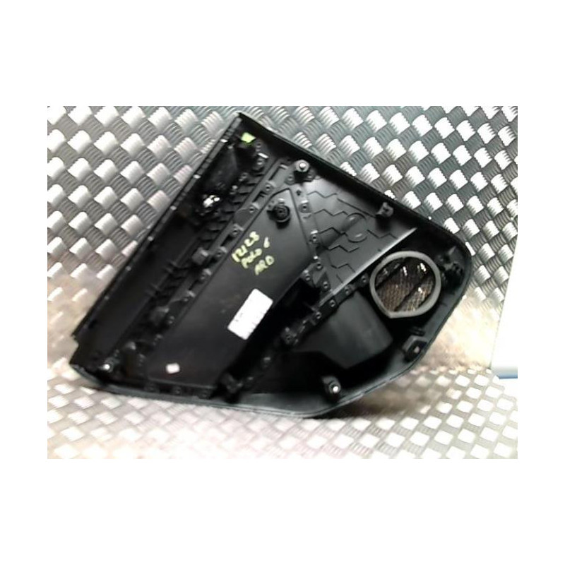 Panneau de porte arriere droit VOLKSWAGEN POLO 6 PHASE 1 d’occasion