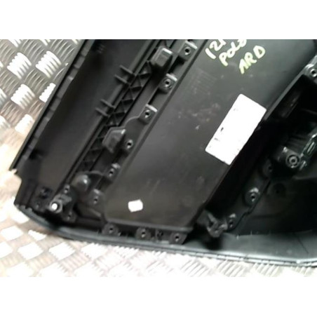 Panneau de porte arriere droit VOLKSWAGEN POLO 6 PHASE 1 d’occasion