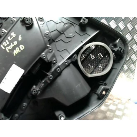 Panneau de porte arriere droit VOLKSWAGEN POLO 6 PHASE 1 d’occasion