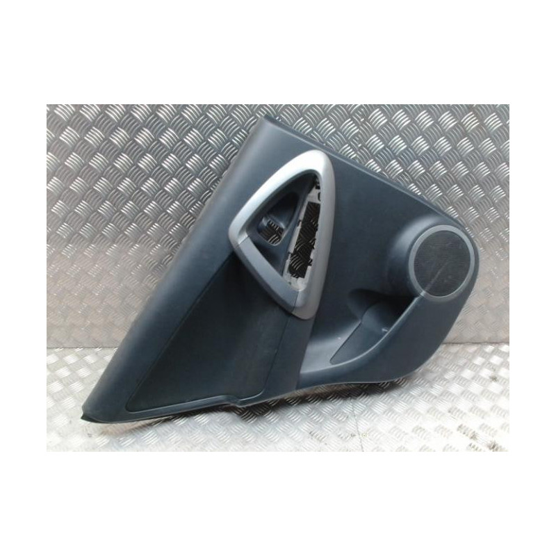 Panneau de porte arriere gauche TOYOTA RAV4 3 PHASE 3 d’occasion