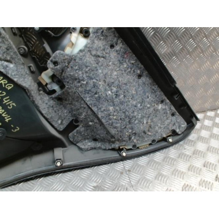 Panneau de porte arriere gauche TOYOTA RAV4 3 PHASE 3 d’occasion