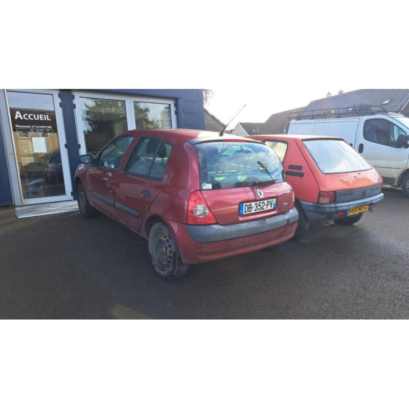 Baguette de porte arriere droite RENAULT CLIO 2 PHASE 2 d’occasion