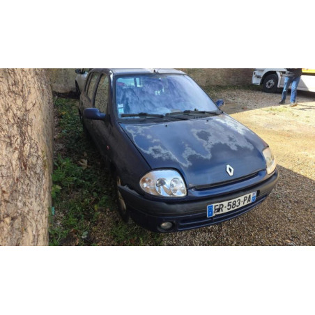 Baguette de porte arriere droite RENAULT CLIO 2 PHASE 1 d’occasion