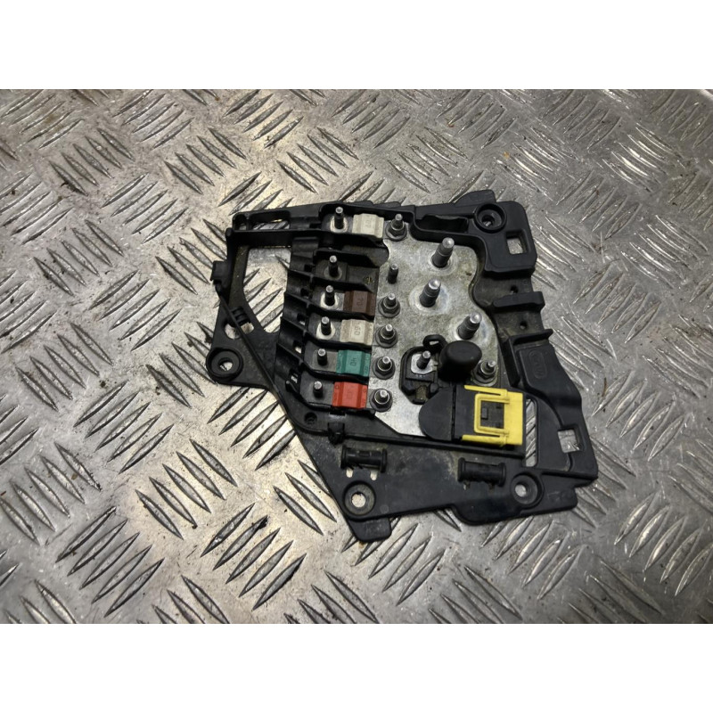 Porte fusible CITROEN C3 2 PHASE 2 d’occasion