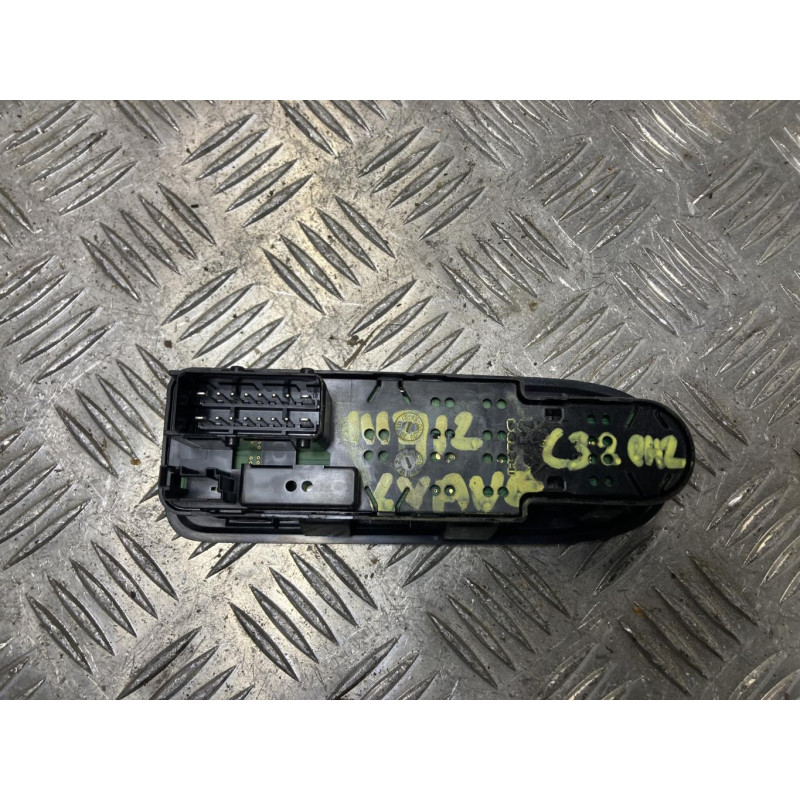 Interrupteur de leve vitre avant gauche CITROEN C3 2 PHASE 2 d’occasion
