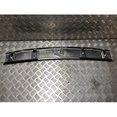 Baguette de coffre VOLKSWAGEN TOUAREG 1 PHASE 2 d’occasion