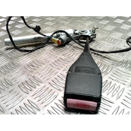 Attache ceinture avant droit RENAULT KANGOO 2 PHASE 1 d’occasion