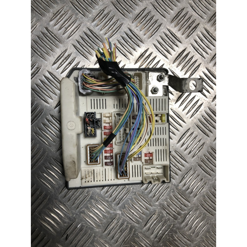 Boitier servitude moteur (BSM) RENAULT SCENIC 2 PHASE 2 d’occasion