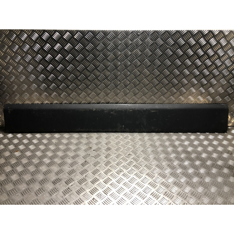 Baguette de porte arriere gauche  RENAULT MASTER 3 PHASE 2 d’occasion