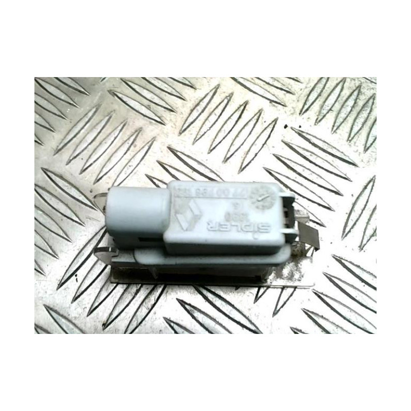 Eclairage de plaque RENAULT MEGANE 2 PHASE 1 d’occasion