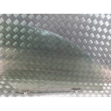 Vitre avant droit TOYOTA RAV4 3 PHASE 3 d’occasion