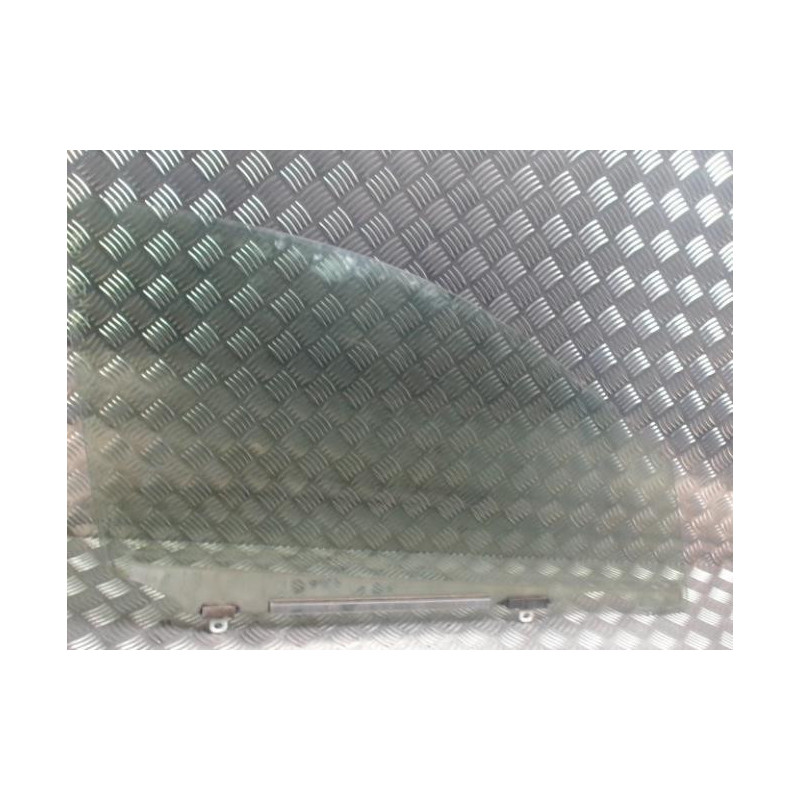 Vitre avant droit TOYOTA RAV4 3 PHASE 3 d’occasion