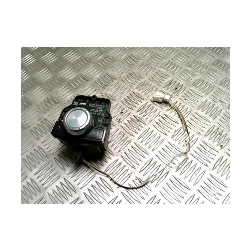 Commande GPS MERCEDES CLASSE C 204 PHASE 2 COUPE d’occasion