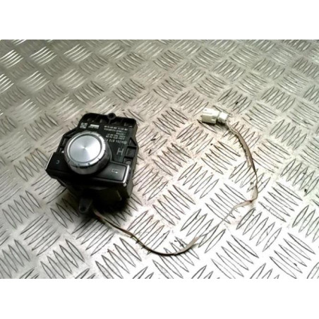 Commande GPS MERCEDES CLASSE C 204 PHASE 2 COUPE d’occasion