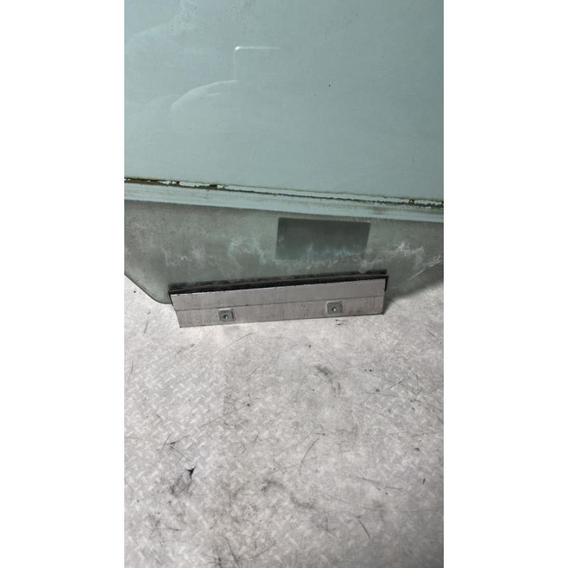 Vitre avant droit OPEL CORSA D PHASE 1 d’occasion