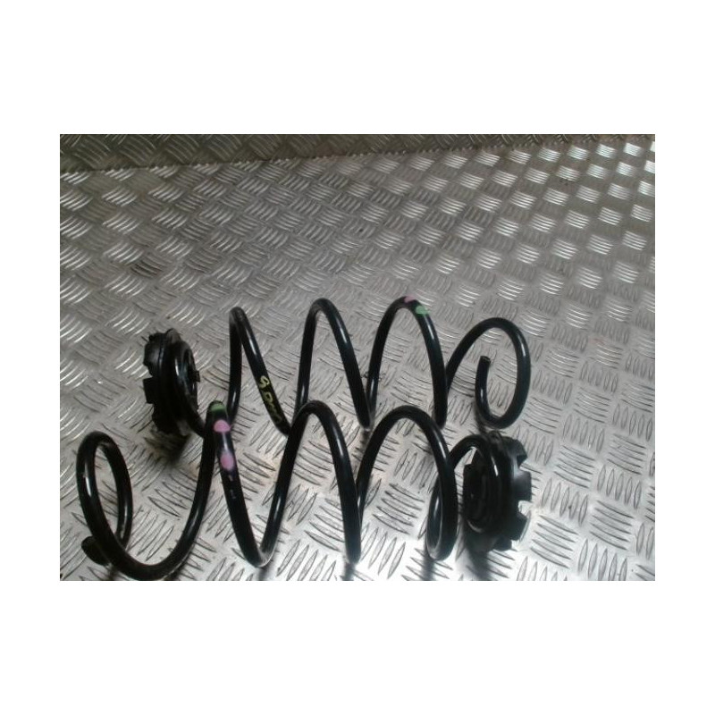 Ressort de suspension arriere RENAULT CLIO 5 PHASE 1 d’occasion