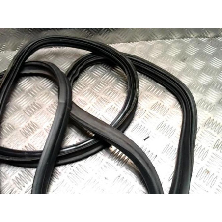 Joint de coffre KIA VENGA PHASE 1 d’occasion