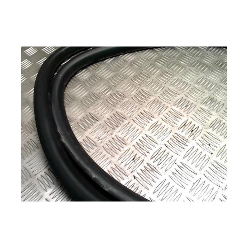Joint de porte avant gauche CITROEN C4 PICASSO 2 PHASE 2 d’occasion