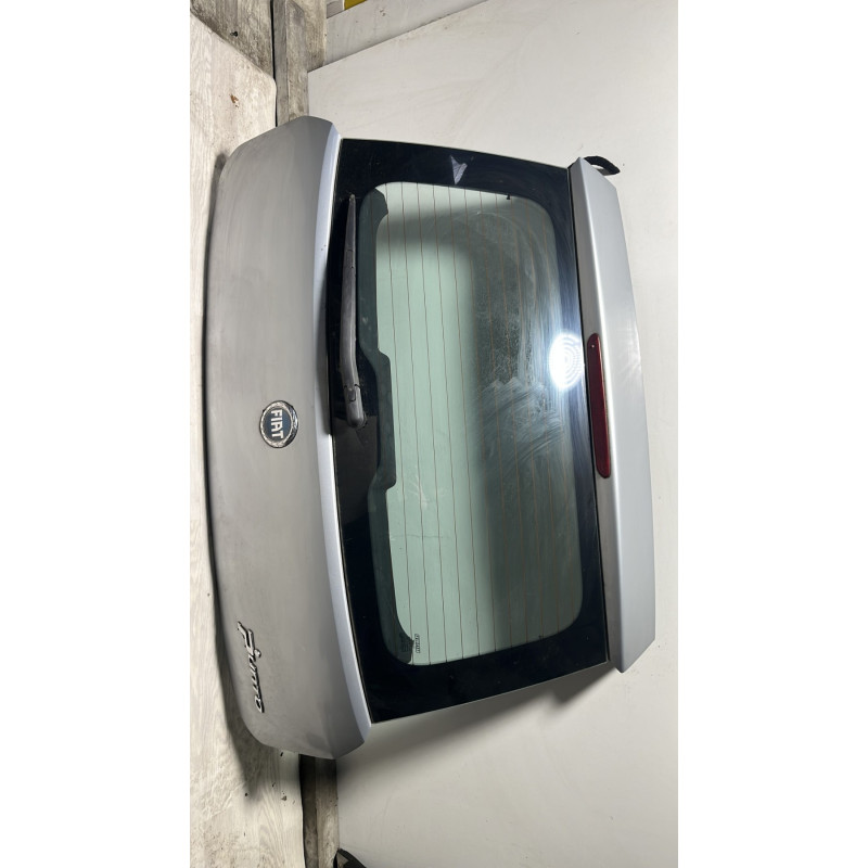 Malle/Hayon arriere FIAT GRANDE PUNTO d’occasion