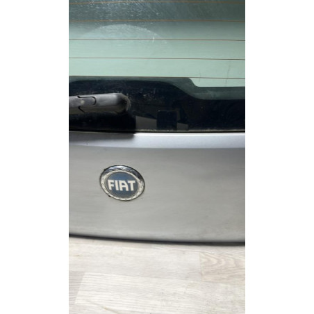 Malle/Hayon arriere FIAT GRANDE PUNTO d’occasion