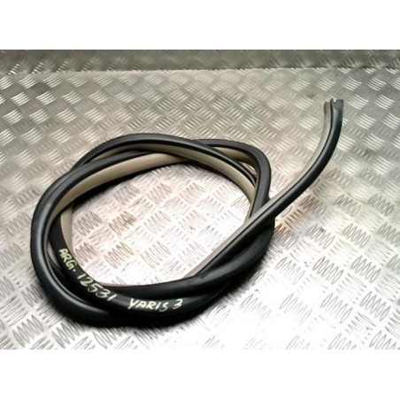 Joint de porte arriere gauche TOYOTA YARIS 2 PHASE 2 d’occasion