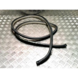 Joint de porte avant droite TOYOTA YARIS 2 PHASE 2 d’occasion