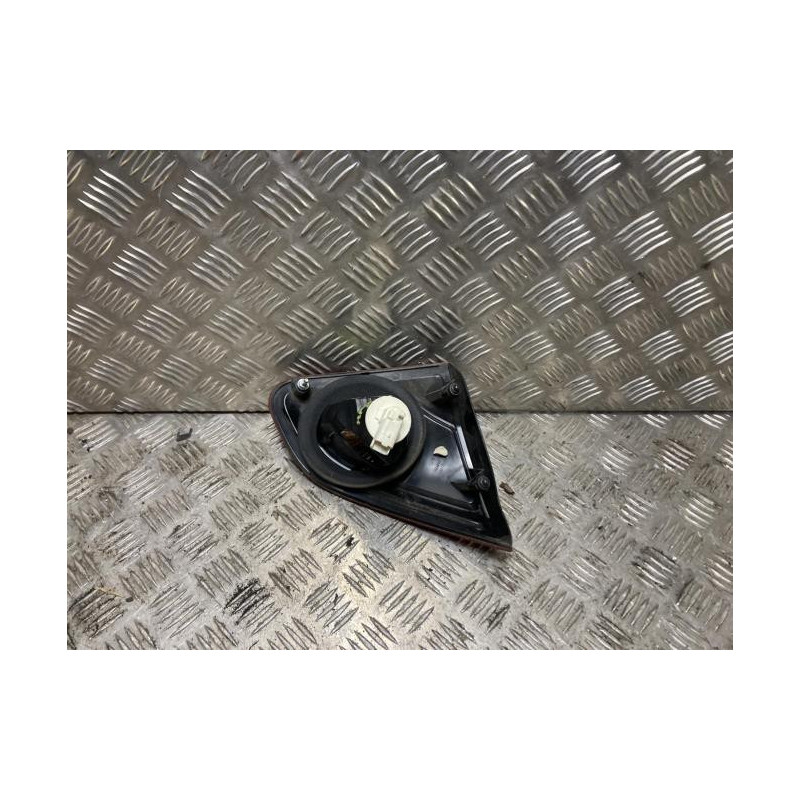 Feu arriere secondaire droit (feux) NISSAN QASHQAI 1 PHASE 2 d’occasion