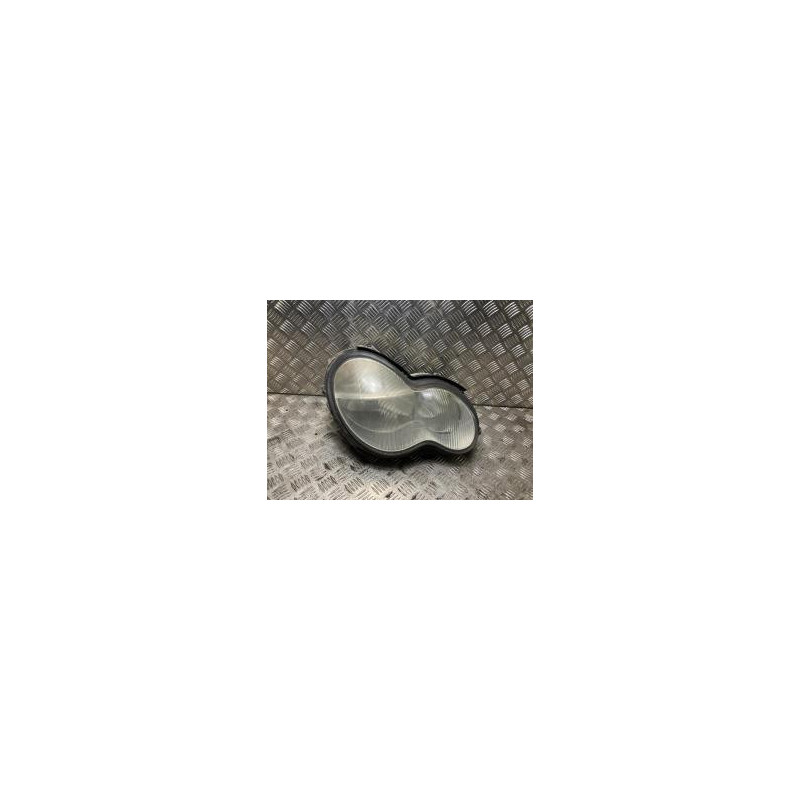 Optique avant principal droit (feux)(phare) MERCEDES CLASSE C 203 PHASE 1 d’occasion