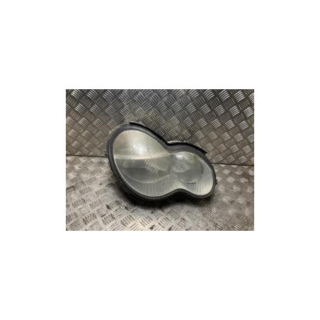 Optique avant principal droit (feux)(phare) MERCEDES CLASSE C 203 PHASE 1 d’occasion