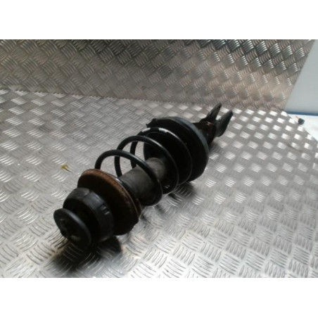 Amortisseur avant gauche RENAULT CLIO 2 PHASE 2 d’occasion