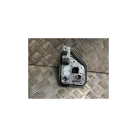 Platine feu arriere droit PEUGEOT 208 2 d’occasion