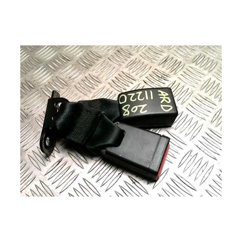 Attache ceinture arriere droit PEUGEOT 208 1 PHASE 1 d’occasion