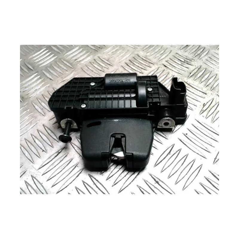 Serrure de hayon CITROEN C4 2 PHASE 2 d’occasion