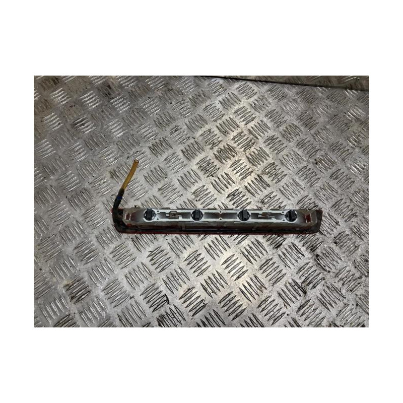 Feu arriere stop central SUZUKI GRAND VITARA 2 PHASE 1 d’occasion