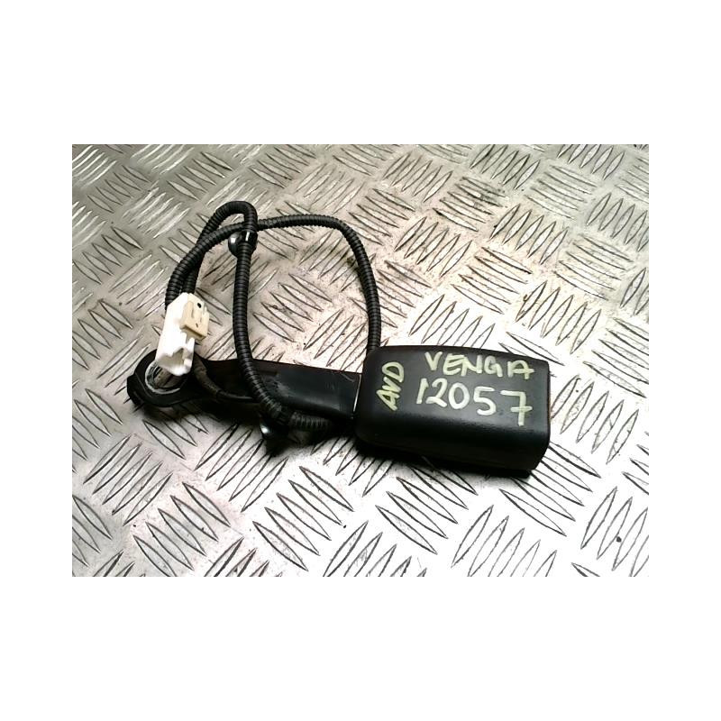 Attache ceinture avant droit KIA VENGA PHASE 1 d’occasion